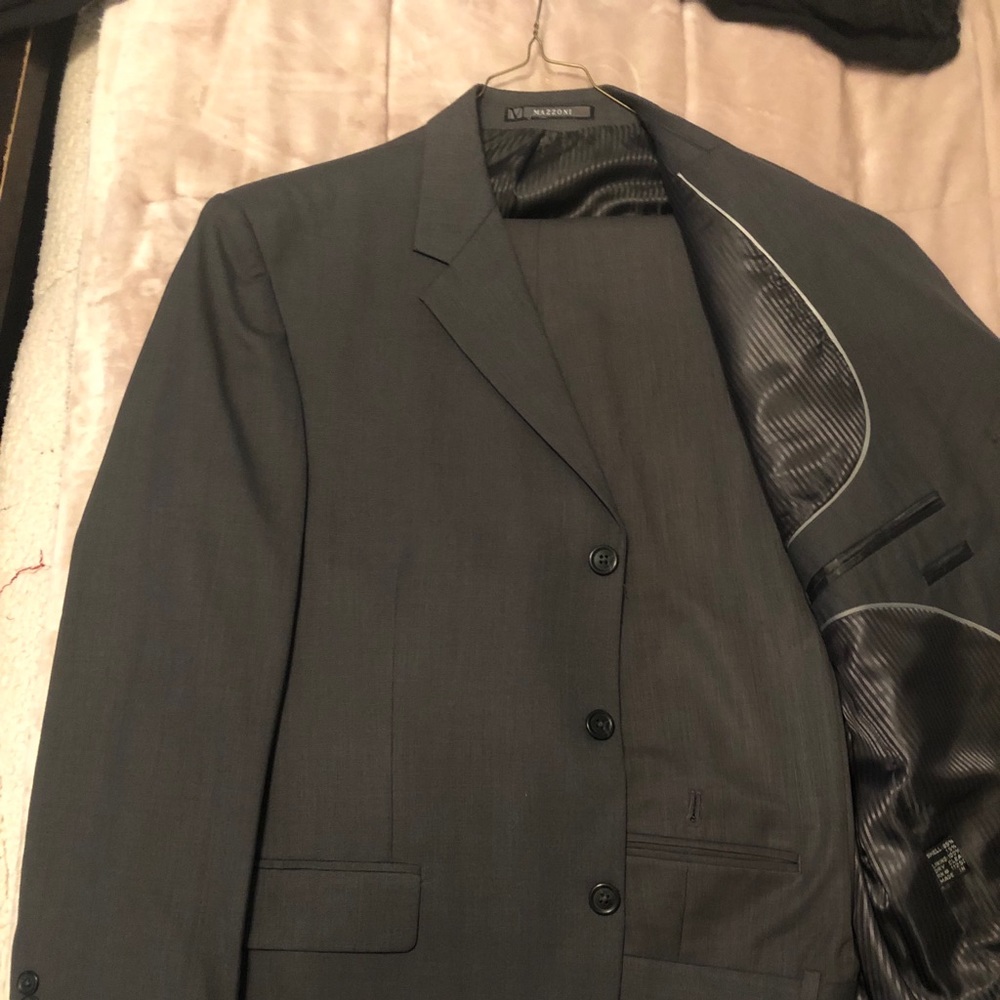 Men’s Suit